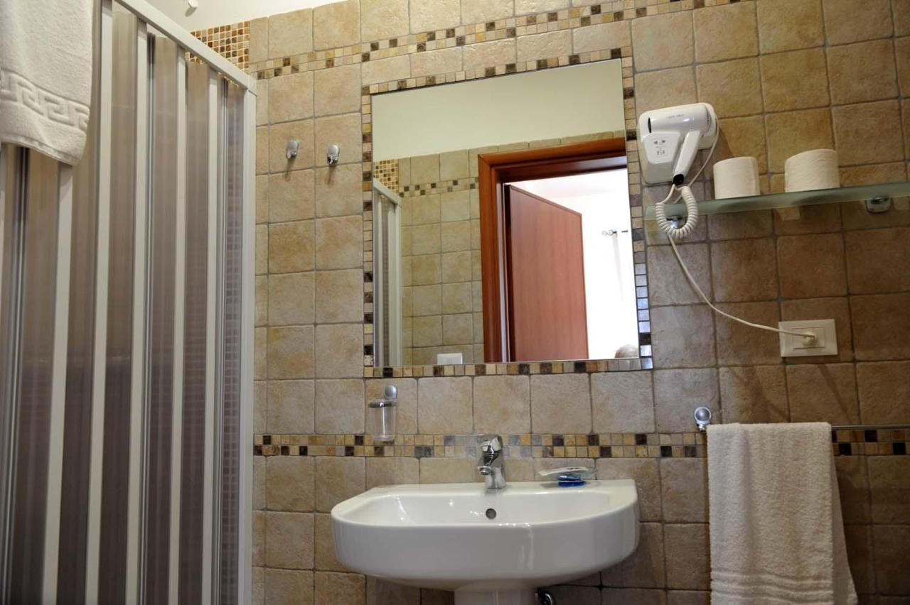 Agriturismo Caranna ตอร์เลลาปิลโล ภายนอก รูปภาพ