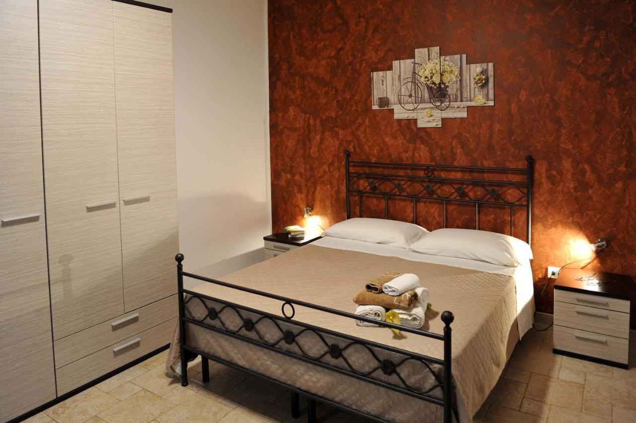 Agriturismo Caranna ตอร์เลลาปิลโล ภายนอก รูปภาพ
