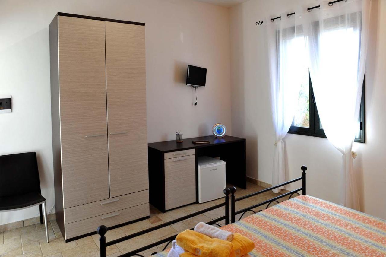 Agriturismo Caranna ตอร์เลลาปิลโล ภายนอก รูปภาพ